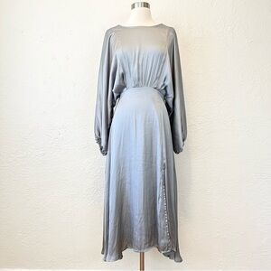 ASTR The Label Dress Silver Gray Satin Dolman Sleeve Marin Romantic Medium M
